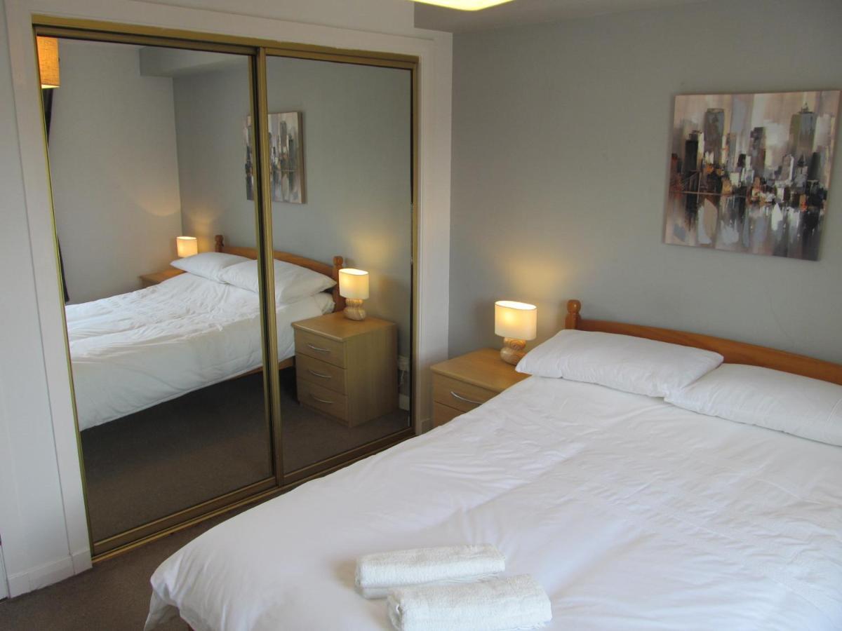 The Granite City - Modern City Centre Apartment Aberdeen Kültér fotó
